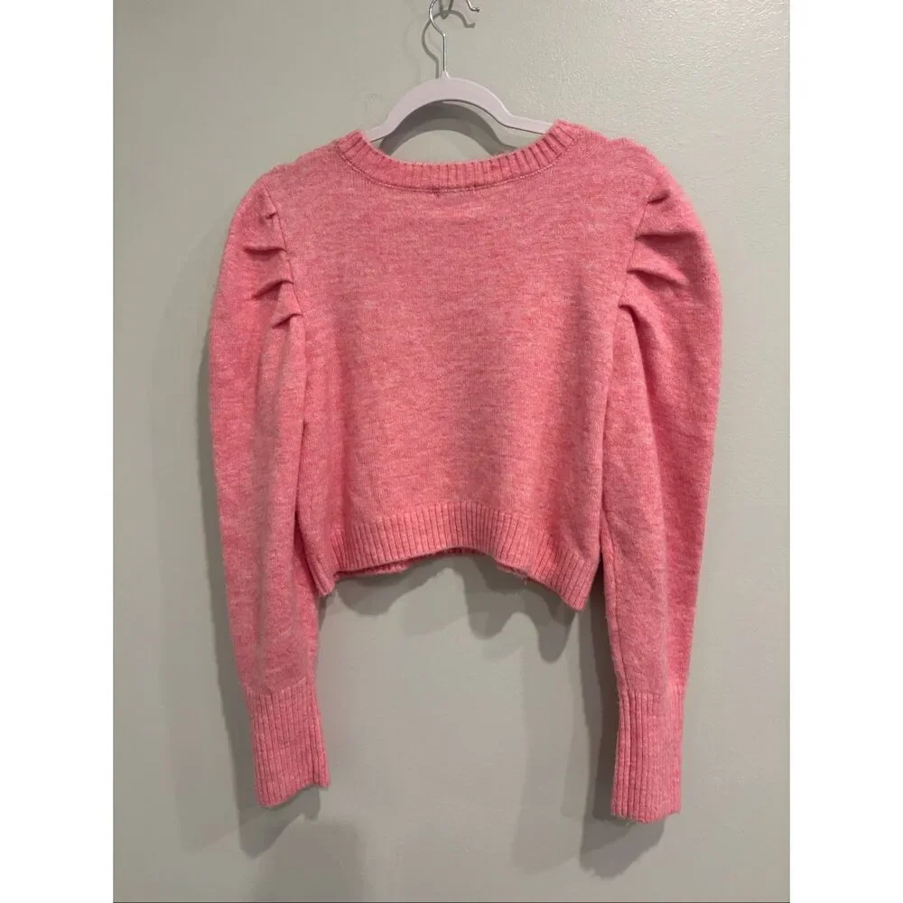 Wild Fable L link cropped pouf sleeve sweater
